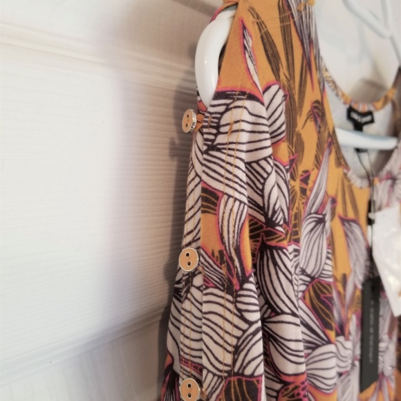 Cable & Gauge Blouse NWT Large Multicolored Floral - Picture 4 of 6